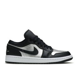 WMNS AIR JORDAN 1 LOW SE SILVER TOE  da5551 001