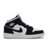 AIR JORDAN 1 MID SE GS GLOW IN THE DARK PANDA  bq6931 103