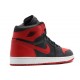 AIR JORDAN 1 RETRO BRED 2001  136066 061