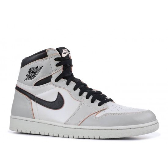 AIR JORDAN 1 RETRO HIGH OG BLACK/WHITE  555088 010