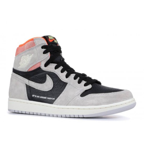 AIR JORDAN 1 RETRO HIGH OG NEUTRAL GREY  555088 018