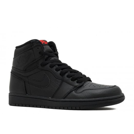 AIR JORDAN 1 RETRO HIGH OG TRIPLE BLACK  555088 022