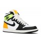 AIR JORDAN 1 RETRO HIGH OG VOLT GOLD  555088 118