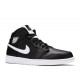 AIR JORDAN 1 RETRO MID BLACK WHITE  554724 038