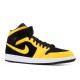 AIR JORDAN 1 RETRO MID REVERSE NEW LOVE  554724 071