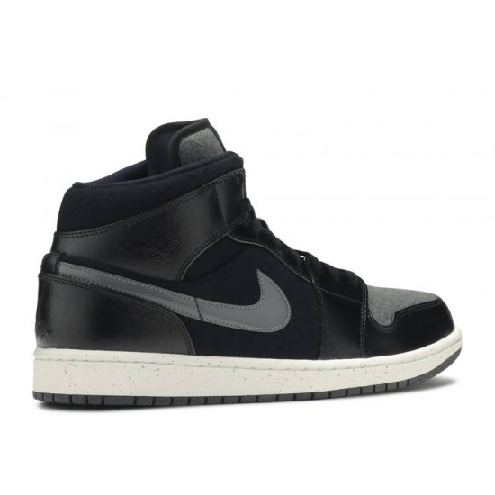 AIR JORDAN 1 RETRO MID SE WINTERIZED  852542 001