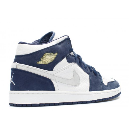 AIR JORDAN 1 RETRO MIDNIGHT NAVY  136065 101