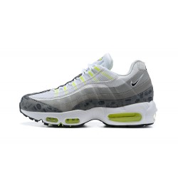 Nike Air Max 95 TT Mens White and Grey footwear